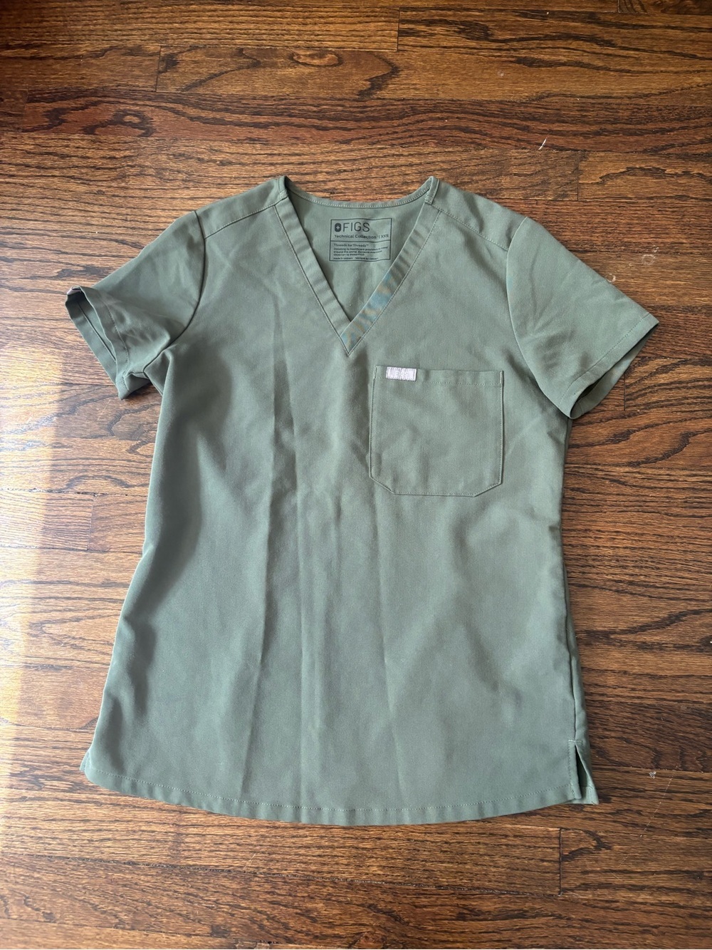 Figs Bonsai Catarina One Pocket V Neck Scrub Top XXS